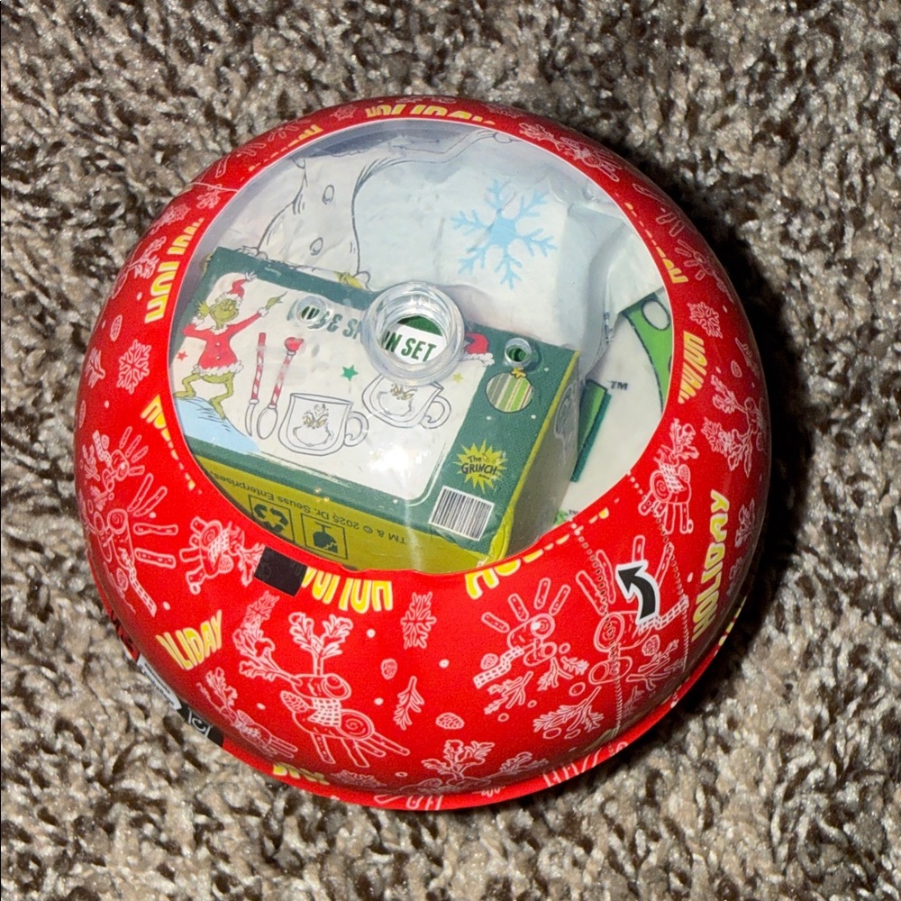 Grinch Mugs Holiday Miniver